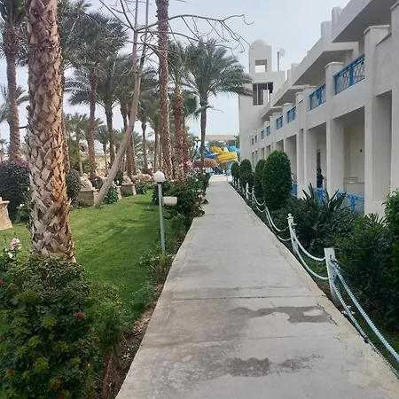 A Two-Room Chalet In The Village Of Lale Land, Mirage Bay, Ecopark