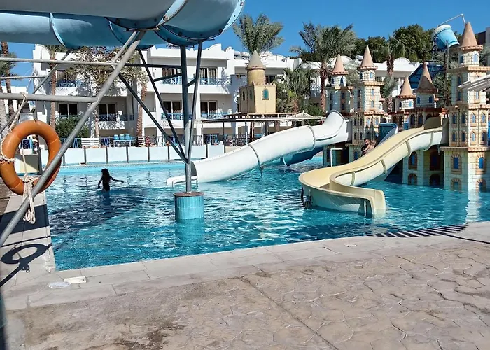 Szálloda A Two-room In The Village Of Lale Land, Mirage Bay, Ecopark 4*