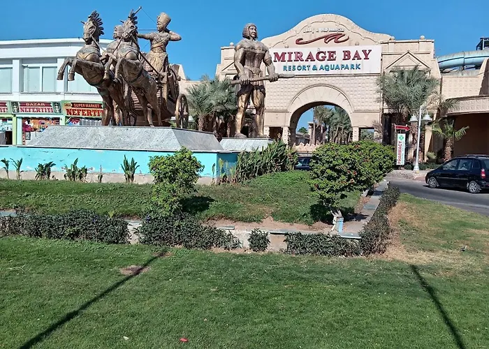 A Two-room In The Village Of Lale Land, Mirage Bay, Ecopark 4*